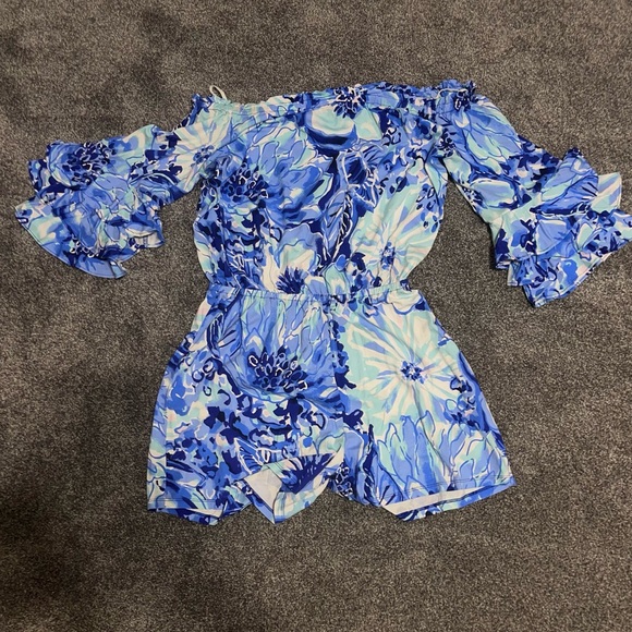 Lilly Pulitzer Pants - Off the shoulder Lilly Pulitzer romper